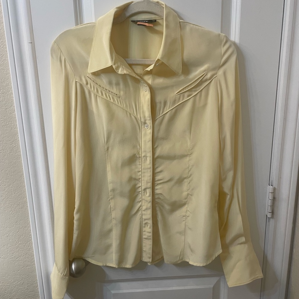 Vintage 100% silk butter yellow Women's Blouse